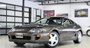 На продажу выставлена Toyota Supra 1993 года с минимальным пробегом за 299,8 тыс. долларов