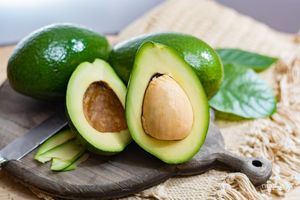 Как выбрать спелое и вкусное авокадо в магазине! Важные советы и лайфхаки
