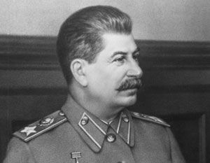 Где должен быть похоронен Сталин? (опрос)