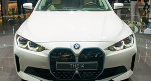 BMW i4 – новый лифтбек на батарейках. Немецкая Тесла с большим запасом хода
