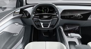 Audi E-Tron 2023 года отличается более спортивным стилем и скрытыми обновлениями