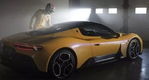 Maserati отзывает суперкар MC20 из-за утечки топлива