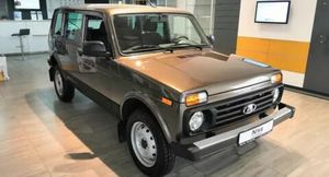 АвтоВАЗ приостановил сборку 5-дверной Lada Niva до января 2022 года