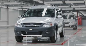 Автоконцерн АВТОВАЗ может отозвать модель LADA Largus из-за перетирания топливного шланга