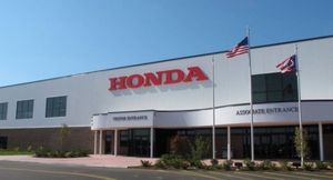 Автомобили компании Honda смогут определять некачественную дорожную разметку