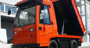 Внутризаводской транспорт Ростсельмаш: электротележки и тракторы Т-150К