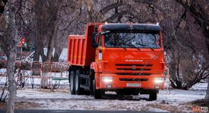 Вспомним знаменитый грузовик по прозвищу сельхозник от завода КамАЗ, КамАЗ 55102