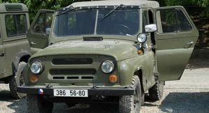УАЗ 469: Первый серийный «джип» СССР, который практически покорил Эльбрус