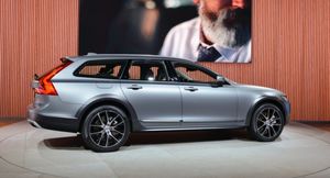 Американский стартап представил аналог Volvo V90 CC. Он электрический и в ретростиле