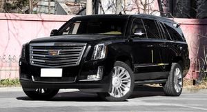 Cadillac лишил кроссоверы XT4, XT5 и XT6 парктроников