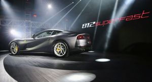 Ferrari отмечает 75-летие юбилейным логотипом