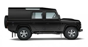 Heritage Customs Valiance Convertible откроет крышу Land Rover Defender
