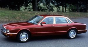 Купить за 180 000 и вложить 3 000 000: опыт владения Jaguar XJR 1995 года