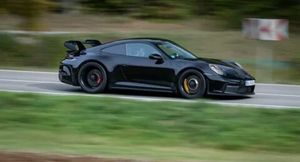 Обновлённый Porsche 911 GT3 RS запечатлели на тестах на Нюрбургринге