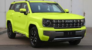 Haval раскрывает новый X DOG 2022: известны характеристики и дата дебюта. Автомобиль показан на фото без камуфляжа