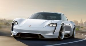 Электрический седан Porsche Taycan установил рекорд Гиннеса