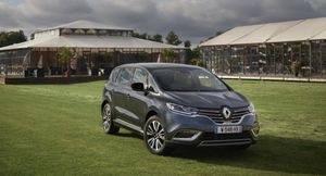 7-местный минивэн Renault Espace вышел на рынок в версии Techno, как конкурент KIA Carnival