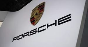 Porsche продал более 300 тысяч автомобилей