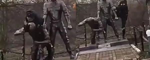 «Солдатские матери» кинулись на защиту кавказцев, осквернивших памятник бойцам спецназа ГРУ