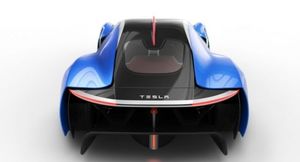 В Сети показали производительность Tesla Model Y на заснеженной дороге