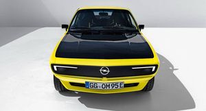 Opel Manta GSe ElektroMOD выиграл Grand Prix на международном автофестивале