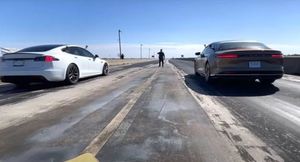 Tesla Model S Plaid против Lucid Air Видеос эпичным драг-рейсингом самых мощных серийных электрокаров