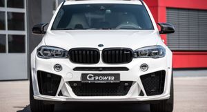 В Сети представили рендеры обновленного кроссовера BMW X5 M