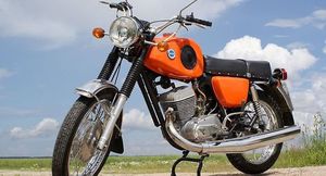 Какие моторы были установлены на самые знаменитые мотоциклы Советского Союза?
