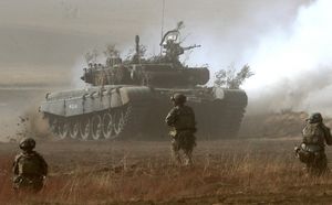 WP сообщила о стягивании 70% «сил вторжения» России к границам Украины