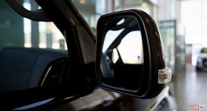 Как настроить кресло водителя, руль и зеркала заднего вида: многие делают это неправильно