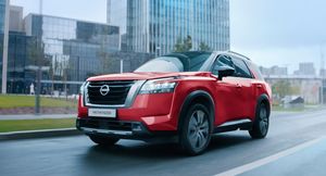 «Китайцы», новый Nissan Pathfinder и немецкие SUV. Что купить в феврале?