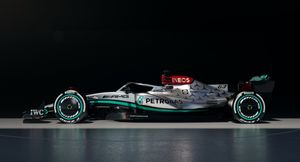 Команда Mercedes показала машину Формулы-1 на 2022 год