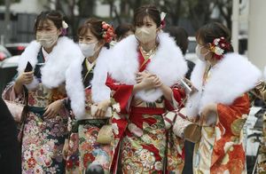 15 снимков Дня совершеннолетия, особого праздника юных японцев