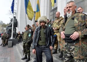Львовские депутаты призвали заминировать границу с РФ и запретить всем покидать Украину