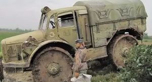 Raupenschlepper Ost: Тягач с расходом 600 литров и огромными железными колесами для покорения СССР!