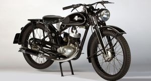 М1А «Москва» — послевоенный мотоцикл, который позже стал мотоциклом «Минск»