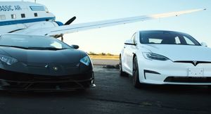Драг-рейсинг: Самая мощная Tesla или суперкар Lamborghini?