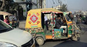 Авто без дверей и прочие переделки: какие машины выпускает индийский автопром