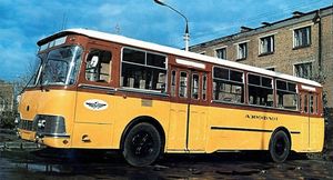 Короткая история перронного автобуса ЛиАЗ-677П