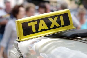 Госдума запретила работать водителями такси лицам с судимостью