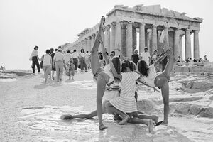 Акрополь, Афины и юные туристки в 80-х