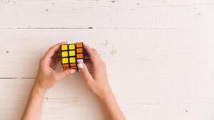 Как собрать кубик Рубика: самый простой метод решения головоломки