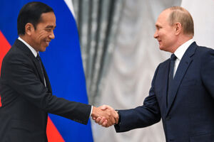 Переговоры Путина и президента Индонезии в Москве. Главное