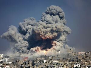 Число жертв удара Израиля по сектору Газа достигло семи