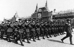 Как, когда и почему Красная армия стала Советской армией