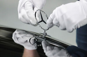 «Коммерсантъ»: Mercedes-Benz может окончательно уйти из России