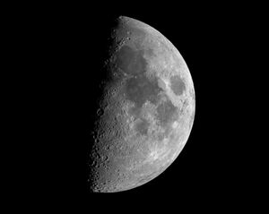 Американский космический корабль Orion в рамках миссии Artemis 1 облетел Луну