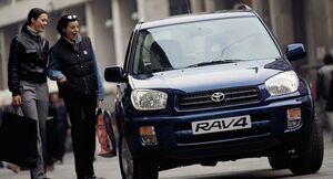 В Россию привезли китайскую версию Toyota RAV4: известен ценник