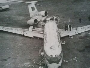 Может ли оторвать хвост самолету Ту-154, как было показано в фильме «Экипаж»