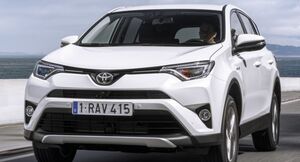 Toyota RAV4 подешевел в Китае на 380 тысяч рублей